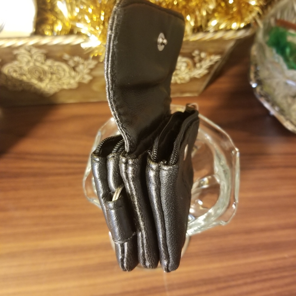 Wallet - Picture 3 of 4